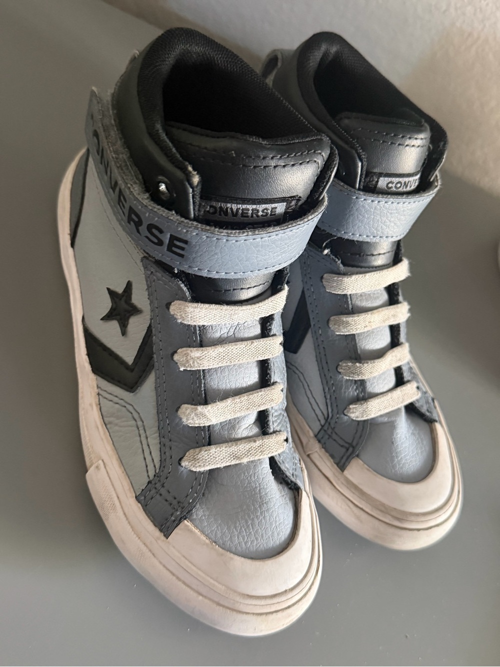 Converse All-Star Leather Kids' High-Top Sneakers in Smoky Blue and Black US 13